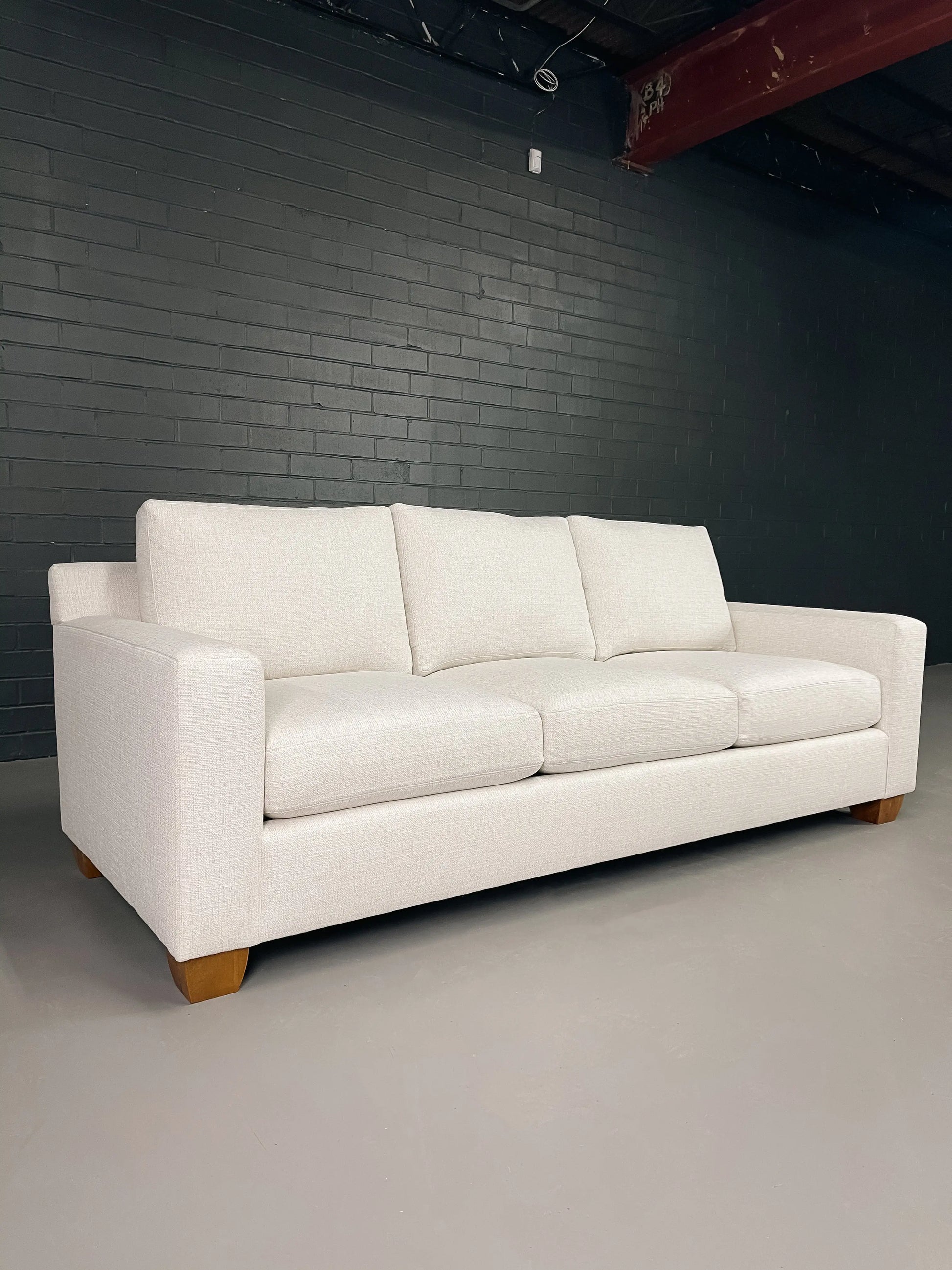 STANDARD TRACK ARM CHAISE cpb_product HENDRICKS