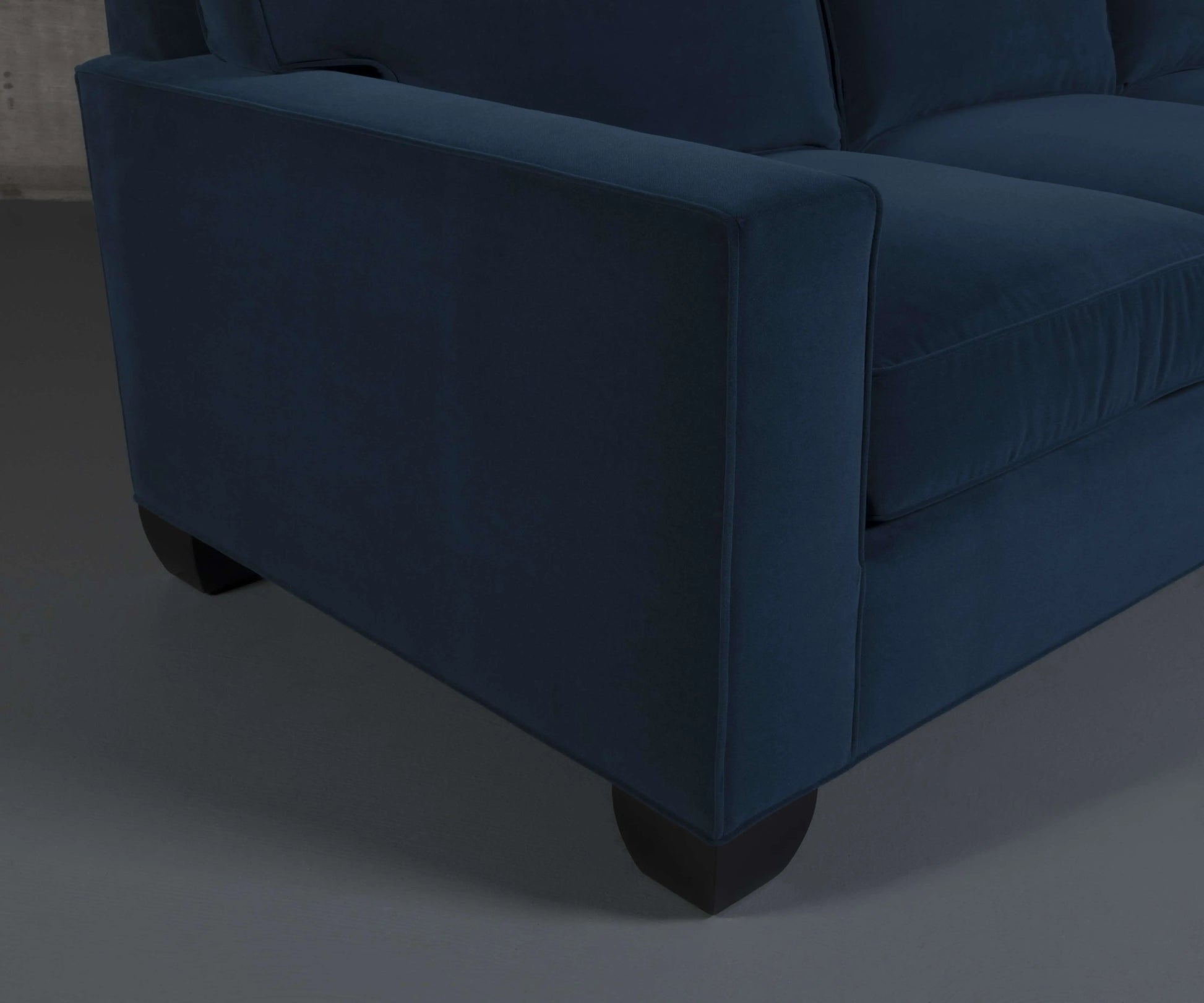STANDARD TRACK ARM CHAISE cpb_product HENDRICKS
